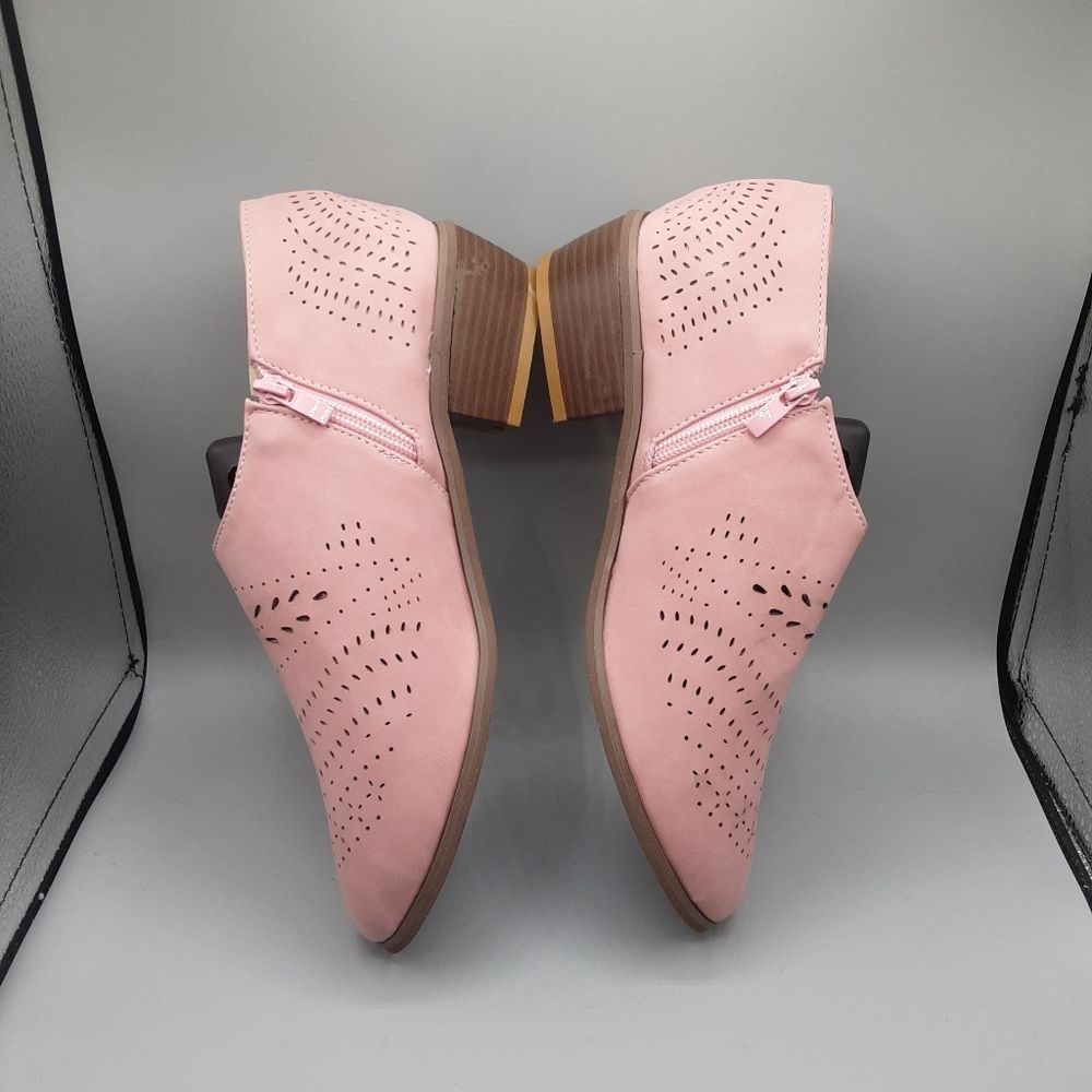Pink Bootie - Picture 5 of 9